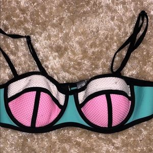 triangl bikini